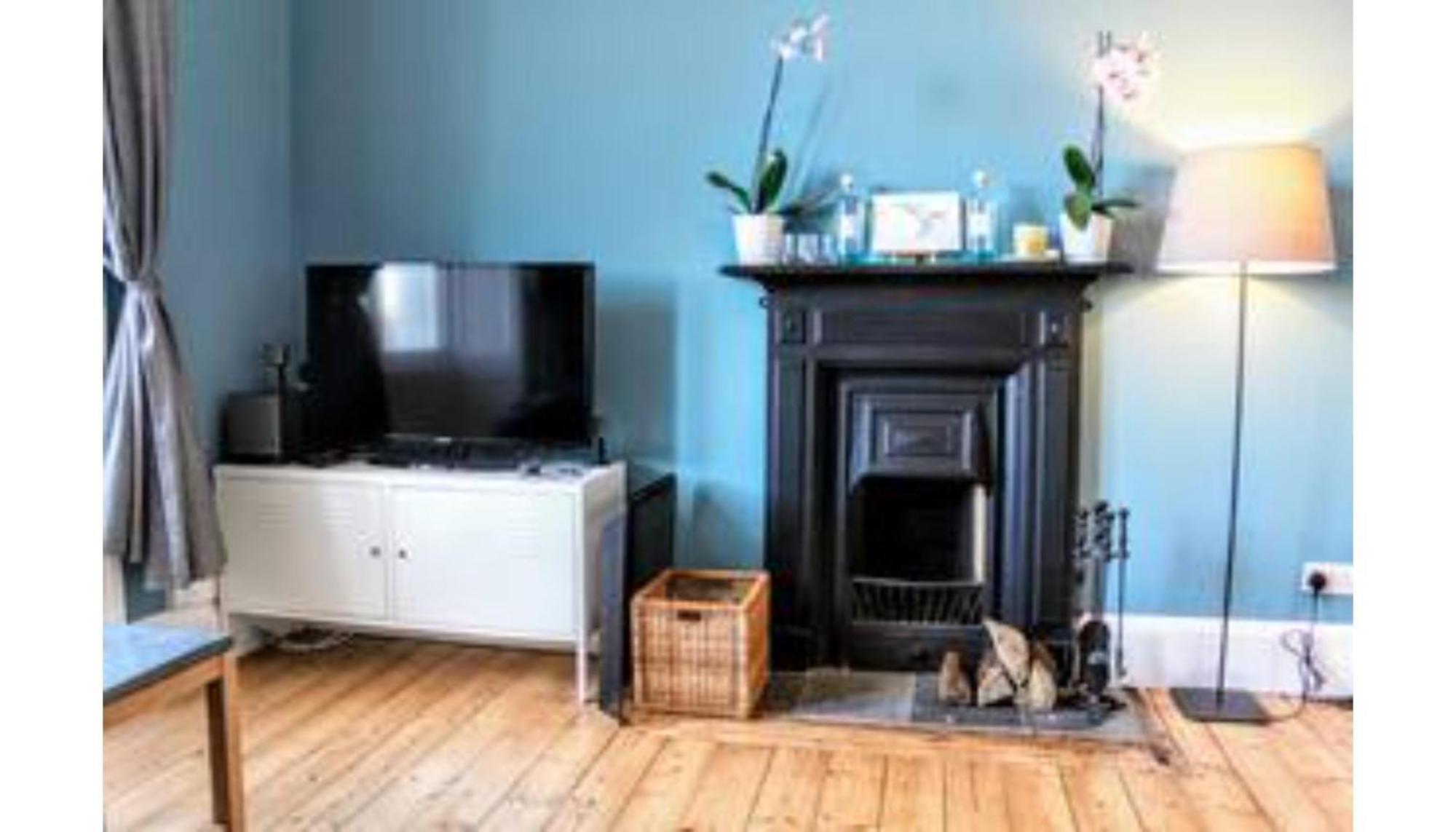 Bright Modern Arthurs Seat 2 Bedroom Apartment Edimburgo Esterno foto