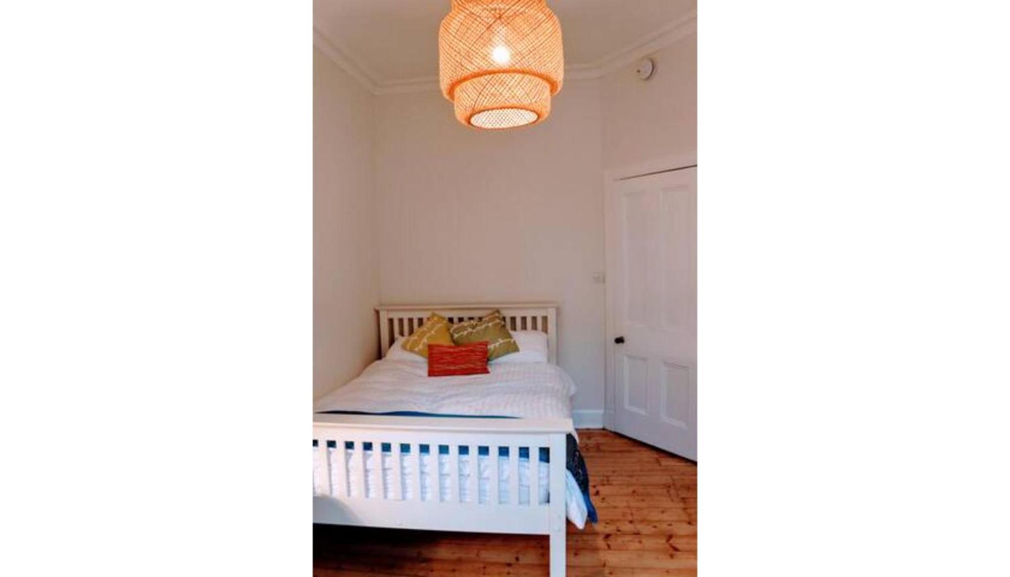Bright Modern Arthurs Seat 2 Bedroom Apartment Edimburgo Esterno foto